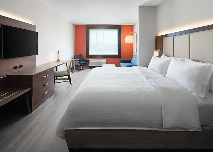 Holiday Inn Express & Suites Lubbock Central - Univ Area By Ihg
