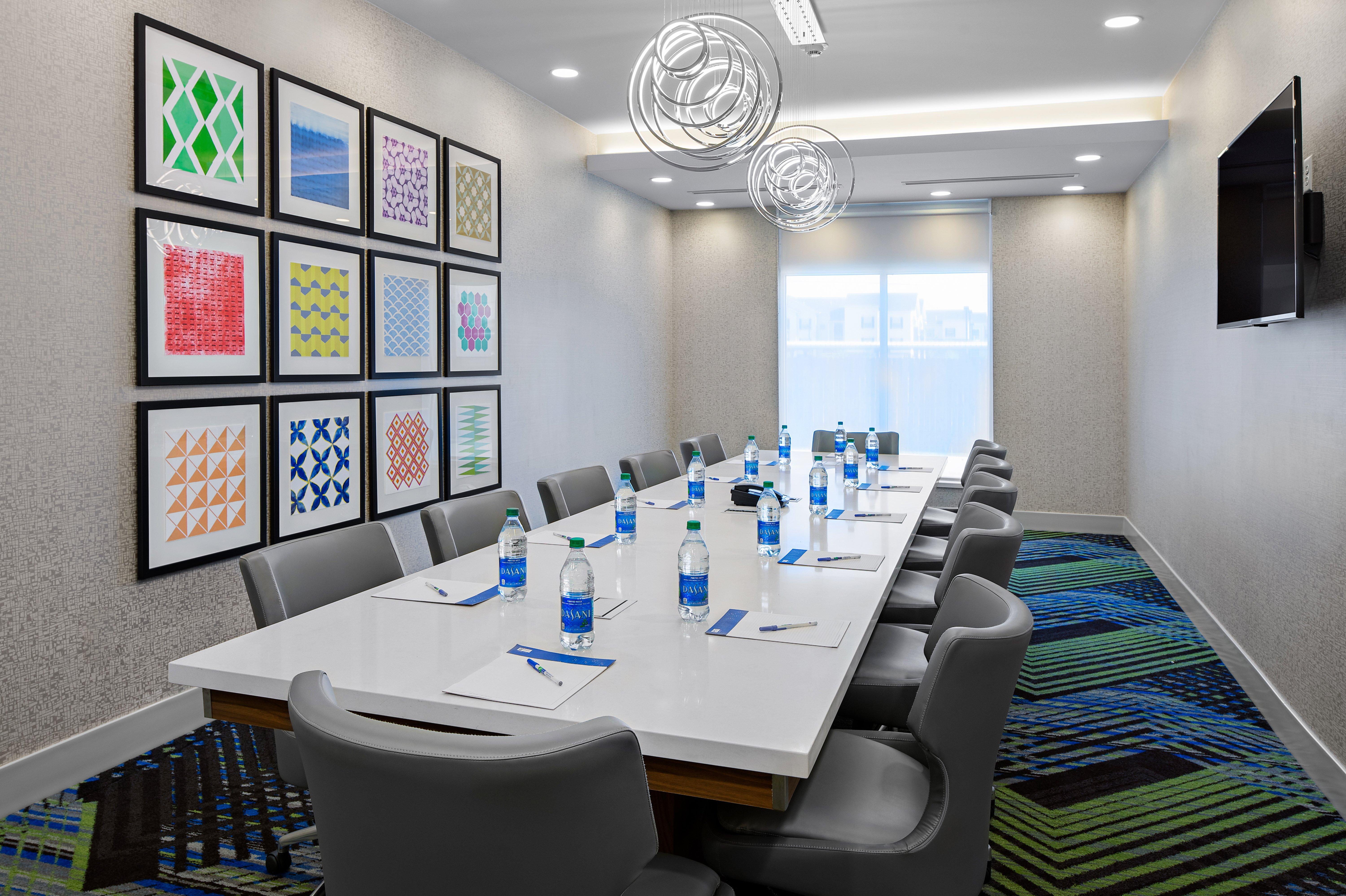 Express & - Univ Area By Ihg Hotel 3*